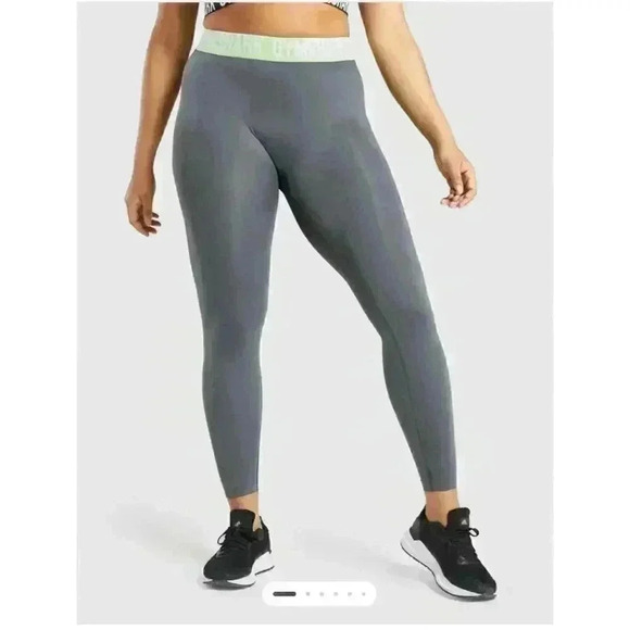 Gymshark Fit Leggings Size Small - Picture 1 of 7